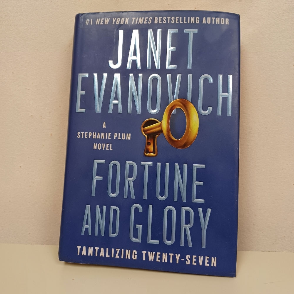 Book - Stephanie Plum #27 - Fortune & Glory
